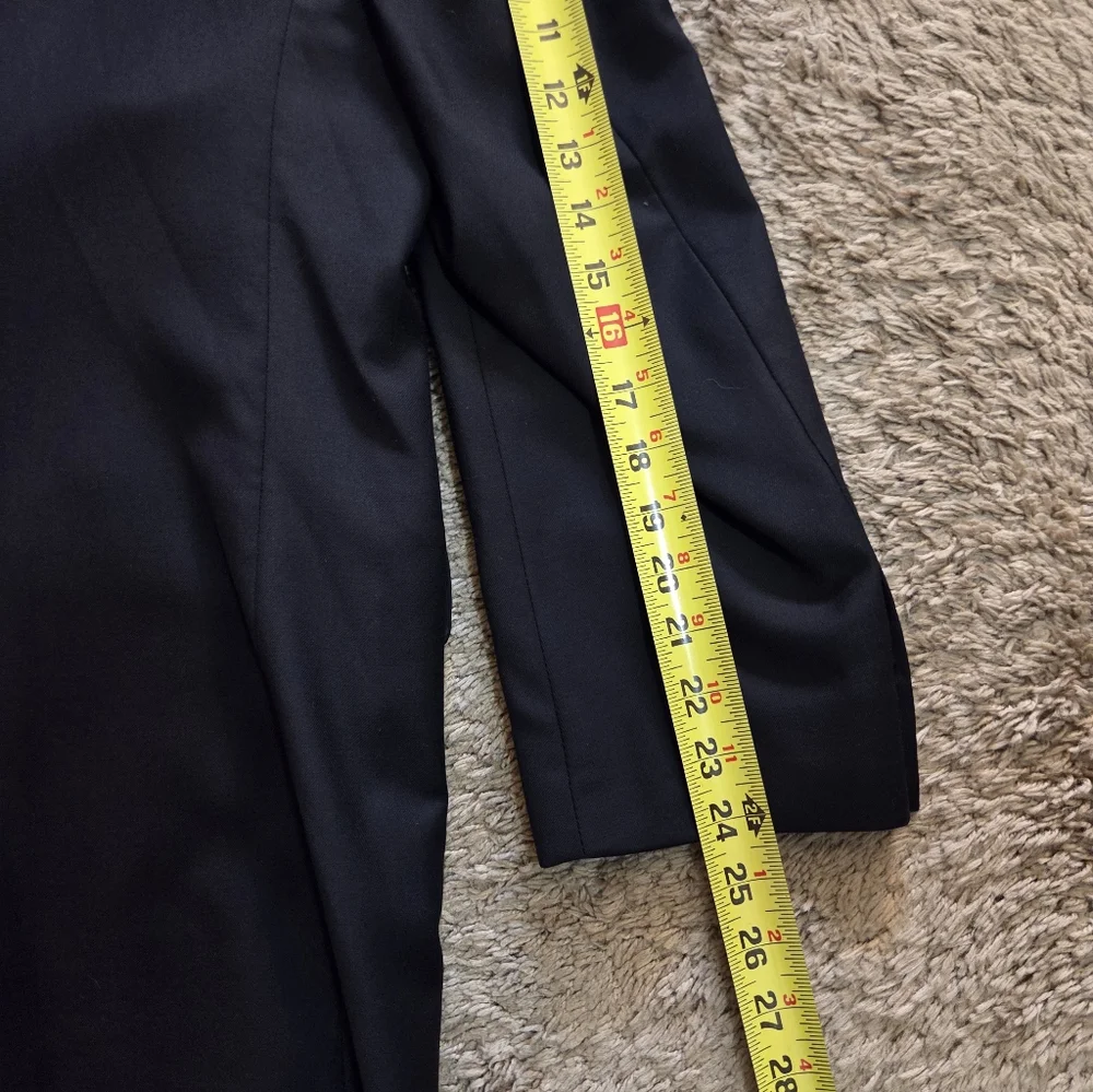 Jos. A. Bank‎ Classic Navy Blazer Men's Size 44R